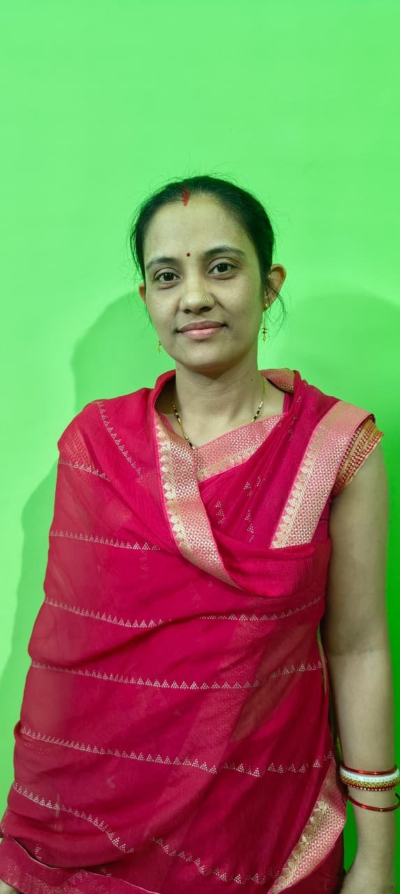 महतारी वंदन योजना से मिल रही खुशियां, बच्चों के लिए त्योहार पर खरीदती हैं उपहार