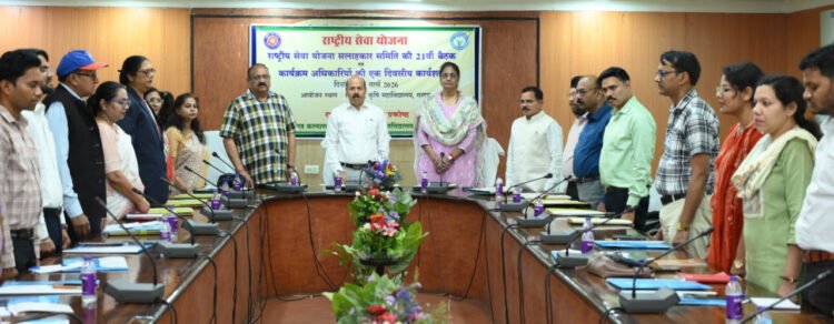 स्वयं से पहले आप के मूल मंत्र को अपनाना होगा