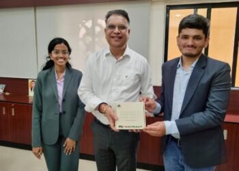 समाज कल्याण सचिव श्री भुवनेश यादव से मिले युवा इनोवेटर रवि किरण; दिव्यांगजनों के सशक्तिकरण के लिए पेश की ‘Navinaut’ और ‘SignX’ तकनीक