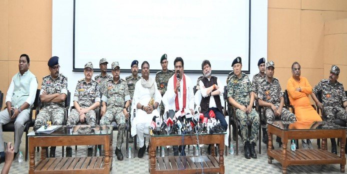 छत्तीसगढ़ 31 मार्च 2026 तक सशस्त्र नक्सलवाद से होगा पूर्णतः मुक्त – उपमुख्यमंत्री श्री विजय शर्मा