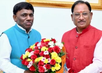 मुख्यमंत्री श्री विष्णु देव साय से गोवा के खेल एवं जनजातीय कल्याण मंत्री श्री रमेश तावड़कर की सौजन्य भेंट