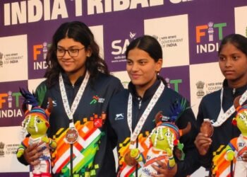 कर्नाटक के तैराक मणिकांता ने स्वर्ण पदकों की हैट्रिक पूरी की, छत्तीसगढ़ की अनुष्का भगत ने जीता दूसरा पदक