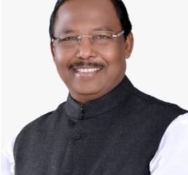 प्रदेश में आगामी खरीफ सीजन के लिए रासायनिक उर्वरकों की उपलब्धता सुनिश्चित: कृषि मंत्री श्री रामविचार नेताम