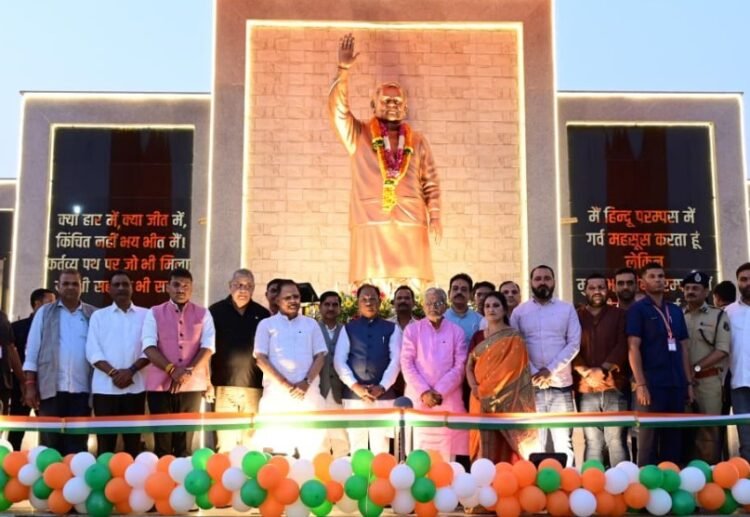 अटल परिसर से विकास का नया अध्याय: मुख्यमंत्री श्री विष्णुदेव साय ने बिलासपुर में 26 करोड़ से अधिक के विकास कार्यों का किया लोकार्पण और शिलान्यास