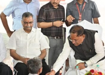 संवेदनशील नेतृत्व की मिसाल: मुख्यमंत्री श्री साय ने दिव्यांग चंदूलाल की सुनी पुकार, मिनटों में मिला समाधान