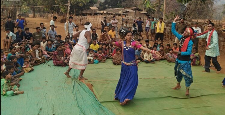 छत्तीसगढ़ शासन वन एवं जलवायु परिवर्तन विभाग अंतर्गत नारायणपुर वन मंडल नारायणपुर द्वारा जिले के समस्त वन परिक्षेत्रों में वनों को आग से बचने एवं वन्य जीव संरक्षण की दिशा में लगातार जन जागरूकता अभियान चलाया जा रहा है।