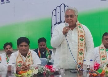 भाजपा के बड़े-बड़े दावे ढाक के तीन पात,कल दुर्ग से हज़ारों कार्यकर्ता पहुंचेंगे रायपुर” – अरुण वोरा