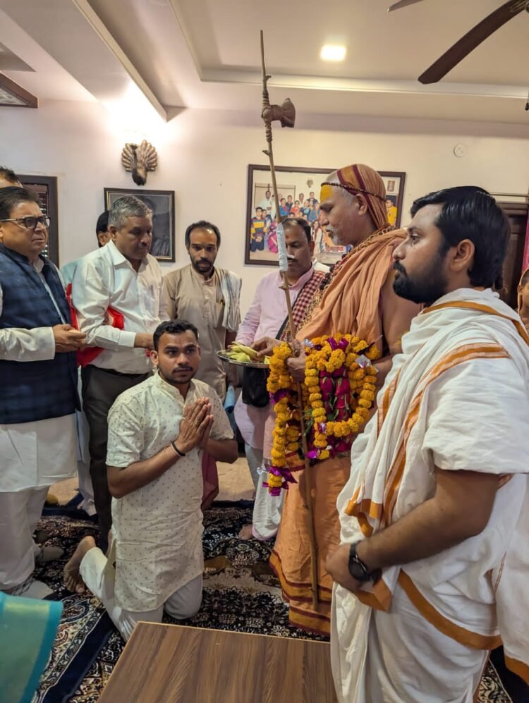 धर्म रक्षा और सेक्यूलरिज्म एक साथ संभव नहीं.. बात और बढ़ेगी-अविमुक्तेश्वरानंद