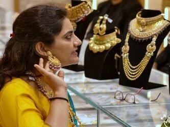 आज सोने-चांदी महंगा हुआ या सस्ता? खरीदारी से पहले जरूर कर लें चेक