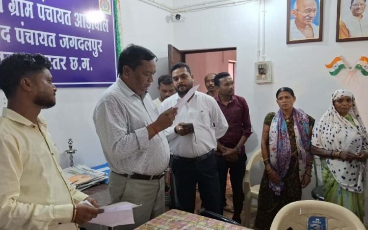 प्रशासन की पहल से गाँव-गाँव तक पहुँच रही राहत