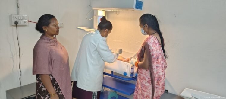 नियद नेल्लानार योजना: बीजापुर के पालनार में स्वास्थ्य क्रांति, ‘आयुष्मान आरोग्य मंदिर’ से सुदूर वनांचल के ग्रामीणों को मिल रही नई सौगात