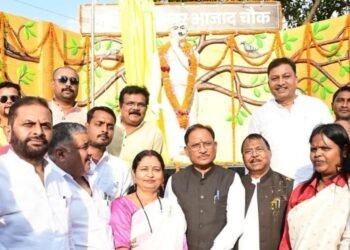 माँ भारती के वीर सपूत चंद्रशेखर आज़ाद को नमन: मुख्यमंत्री श्री विष्णुदेव साय ने अंबिकापुर में प्रतिमा का किया अनावरण