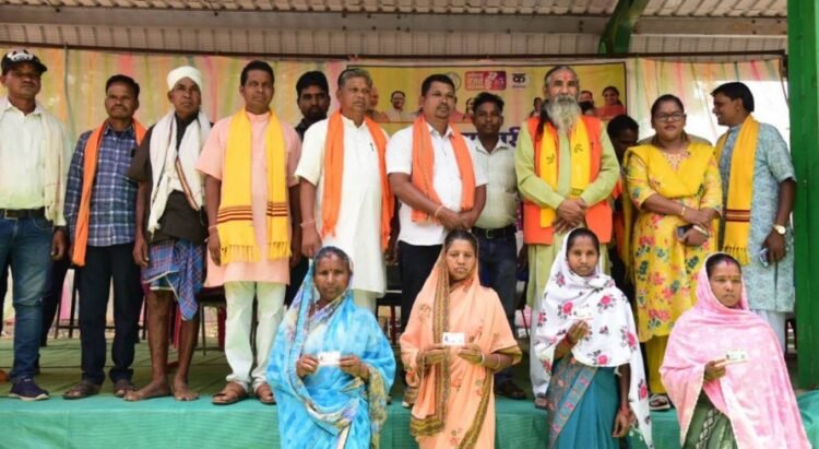 जिले के दूरस्थ गांव चिंगनार में लगा जनसमस्या निवारण शिविर