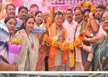 उद्योग मंत्री श्री देवांगन के जन्मदिन पर बधाई देने कार्यकर्ताओं एवं आम नागरिकों का उमड़ा हुजूम, जगह-जगह अभिनंदन एवं स्वागत