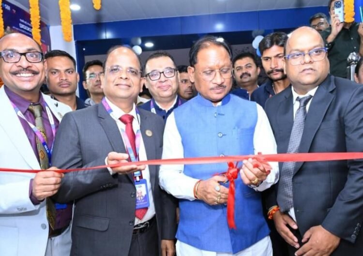 मुख्यमंत्री श्री विष्णु देव साय ने कचहरी चौक स्थित एसबीआई के नये भवन का किया शुभारंभ, आधुनिक बैंकिंग सुविधाओं से मिलेगा लाभ