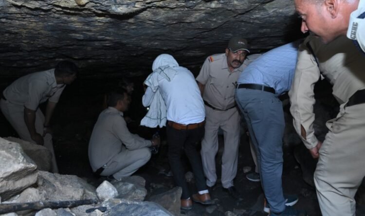 करीब 150 मीटर लम्बे सुरंग में अवैध कोयला खनन पर सख्ती, सेंट्रल फ्लाइंग स्क्वाड की बड़ी कार्रवाई