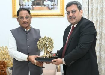 मुख्यमंत्री श्री विष्णु देव साय से आईओसीएल के मुख्य महाप्रबंधक ने की सौजन्य मुलाकात