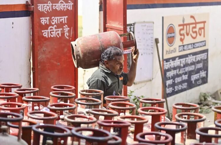एलपीजी कंपनियों ने दी बड़ी खबर! कुछ ही मिनटों में मिलेगा नया गैस सिलेंडर