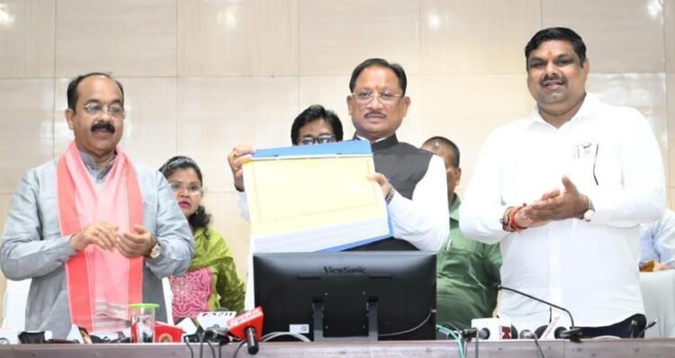 मुख्यमंत्री श्री विष्णुदेव साय ने माध्यमिक शिक्षा मंडल की 10वीं और 12वीं बोर्ड परीक्षाओं के परीक्षा परिणाम जारी कर विद्यार्थियों को दी शुभकामनाएं