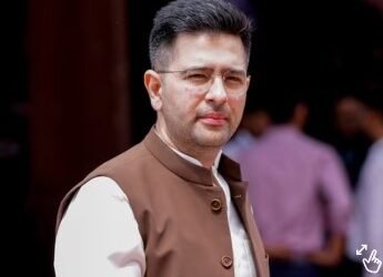‘अनफॉलो’ ही नया प्रोटेस्ट! राघव चड्ढा के खिलाफ Gen Z का डिजिटल विद्रोह, क्या है असली वजह