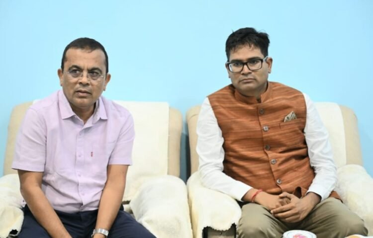 सुशासन तिहार 2026: प्रभारी मंत्री श्री ओ.पी. चौधरी ने तैयारियों की समीक्षा की