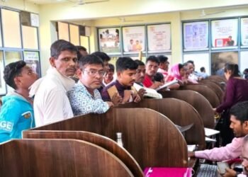 दफ्तरों की भागदौड़ पर लगा ब्रेक, सिंगल विंडो ने कम की दूरी