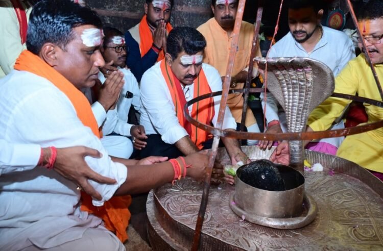 ’उप मुख्यमंत्री श्री विजय शर्मा ने भोरमदेव मंदिर में की पूजा अर्चना’
