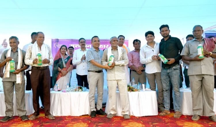 सुशासन तिहार: भड़ेसर और नवागढ़ में जनसमस्या निवारण शिविर आयोजित