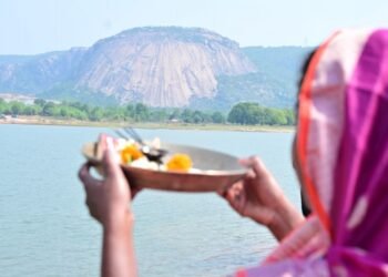 सोमनाथ स्वाभिमान पर्व पर मधेश्वर महादेव पर्वत में हुई विशेष पूजा-अर्चना
