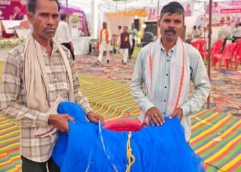 सुशासन तिहार बना वनांचल के मछुआरों के लिए खुशियों की सौगात