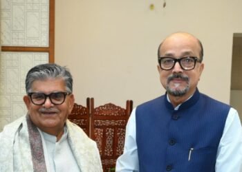 राज्यपाल श्री डेका से पंजाब के राज्यपाल श्री कटारिया ने की सौजन्य भेंट