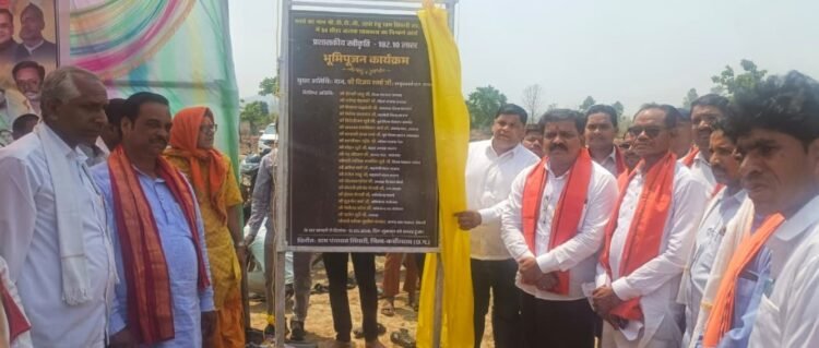 बैगा अंचल को शिक्षा की नई सौगात, उप मुख्यमंत्री ने सिंघारी में 50 सीटर छात्रावास भवन का किया भूमिपूजन