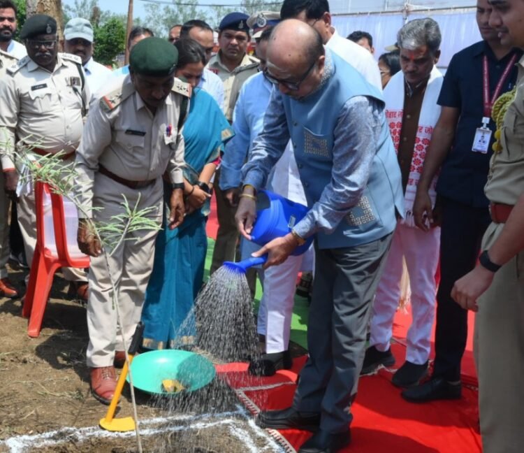 वनांचल के लोगों को बड़ी सौगात, धरमजयगढ़ के गंवरघुटरी में बनेगा 100 बिस्तरों का अत्याधुनिक बहुउद्देशीय अस्पताल