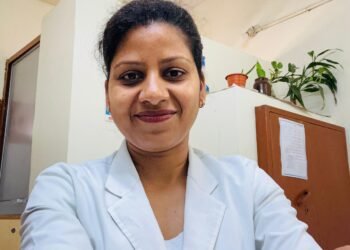 राजनांदगांव जिला अस्पताल की स्टाफ नर्स विनीता सिन्हा: सेवाभाव और निष्ठा की मिसाल