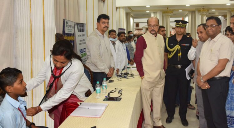 लोकभवन में बाल रोग शिविर आयोजित
