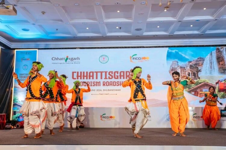 भुवनेश्वर में छत्तीसगढ़ पर्यटन का रोड शो : पर्यटन, संस्कृति और निवेश की संभावनाओं का भव्य प्रदर्शन