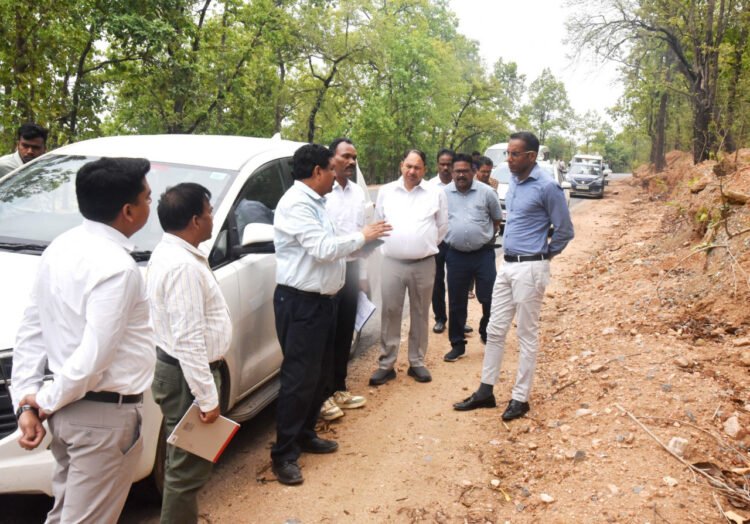 लोक निर्माण विभाग के सचिव ने निर्माणाधीन राष्ट्रीय राजमार्ग एवं रतनपुर बायपास का किया निरीक्षण