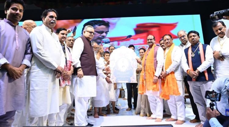 मानवता को शांति, आत्मसंयम, करुणा और अहिंसा का मार्ग दिखाते हैं भगवान महावीर के विचार : लोकसभा अध्यक्ष श्री ओम बिरला