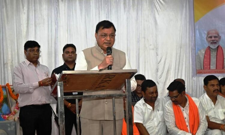 जनकल्याणकारी योजनाओं से बदल रही देश और गांवों की तस्वीर: श्री देवांगन