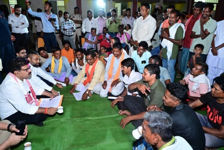 किसकोड़ो, जहां कभी लगती थी नक्सलियों की चौपाल, वहीं उप मुख्यमंत्री श्री शर्मा ने लगाई जनचौपाल