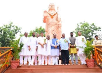 मातृशक्ति एवं प्रकृति के प्रति श्रद्धा का अनुपम संगम : मुख्यमंत्री श्री विष्णु देव साय ने