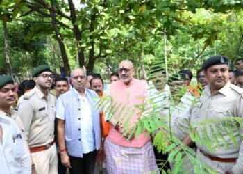 केंद्रीय मंत्री श्री गिरिराज सिंह के रायपुर प्रवास पर सांसद श्री बृजमोहन अग्रवाल के नेतृत्व में विभिन्न जनहितकारी कार्यक्रमों का आयोजन