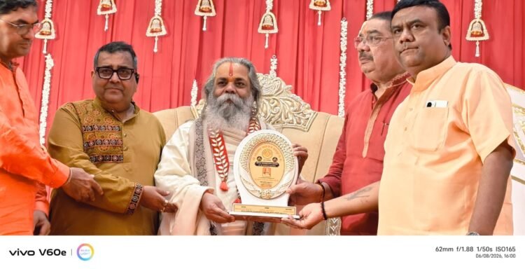 जैनम मानस भवन में भागवत कथा का शुभारंभ दीप प्रज्वलित कर किया महामंडलेश्वर जी ने