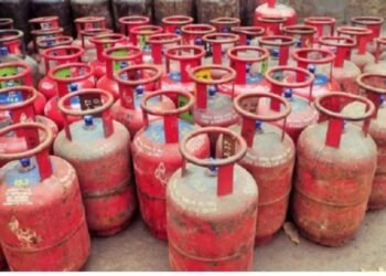 PNG लगवाया है तो सावधान! 30 दिन में सरेंडर करना होगा LPG कनेक्शन, बदले नियम