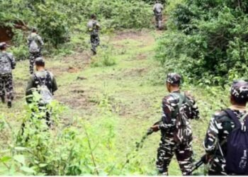 माओवादियों की खतरनाक तैयारी बेनकाब; जंगल से निकले बम, ग्रेनेड और राइफलें… खुफिया सूचना पर ताबड़तोड़ छापा