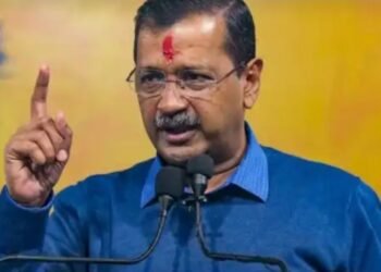 तीन भारतीयों की हत्या पर केजरीवाल ने सरकार को घेरा, PM मोदी और डोनाल्ड ट्रंप की मीटिंग का किया जिक्र