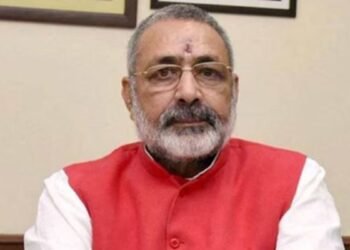 दो दिवसीय छत्तीसगढ़ दौरे पर केंद्रीय मंत्री गिरिराज सिंह, जनसंपर्क के जरिए गिनाएंगे मोदी सरकार के 12 साल के काम