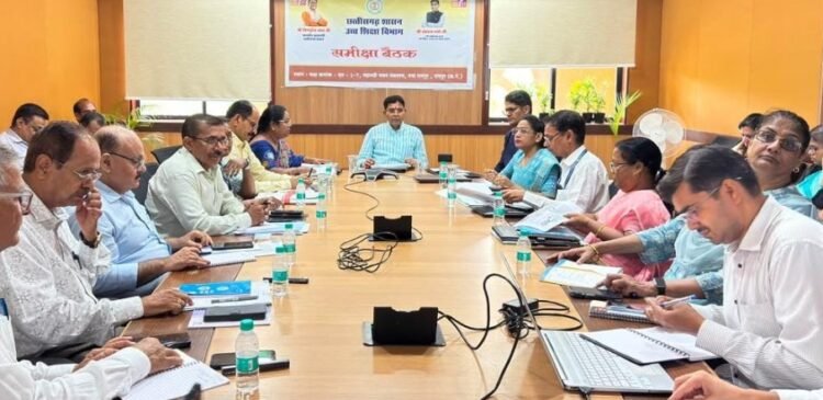 छत्तीसगढ़ के कॉलेजों में बहेगी विकास की बयार, 700 प्राध्यापकों की भर्ती के साथ खुलेंगे तरक्की के द्वार