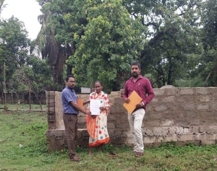 प्रधानमंत्री आवास योजना के अधूरे मकानों पर नगर पंचायत बारसूर सख्त