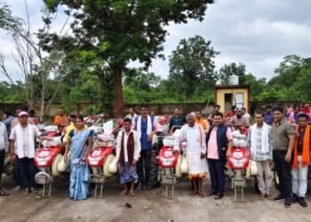 डीएमएफ योजना से किसानों को मिली आधुनिक खेती की सौगात
